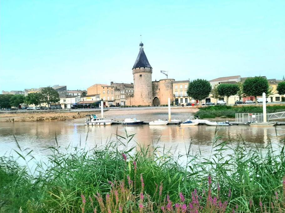 Vila Maison De Campagne Galgon Exteriér fotografie